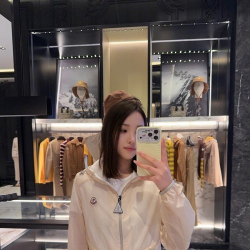 몽클레어 에다식 후드 바람막이 2컬러