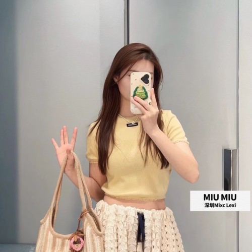 [고퀄] 미우미우 반팔 티셔츠