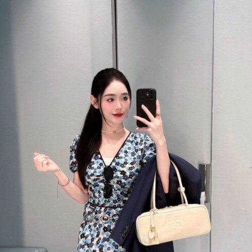 [고퀄]미우미우 플라워 패턴 반팔 롱 원피스